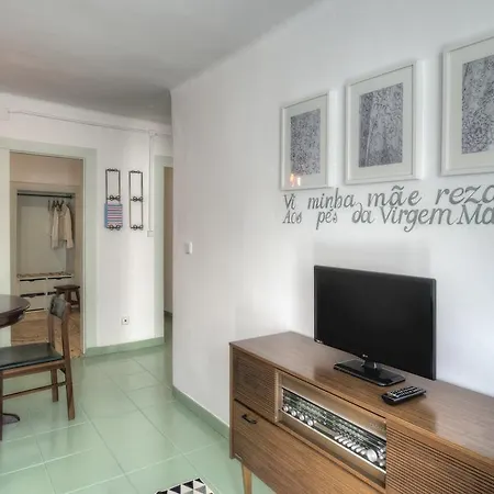 Local In Alfama! Alice Home, Near River * リスボン
