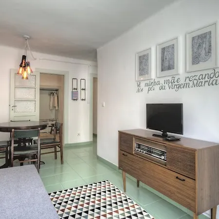 Local In Alfama! Alice Home, Near River アパート