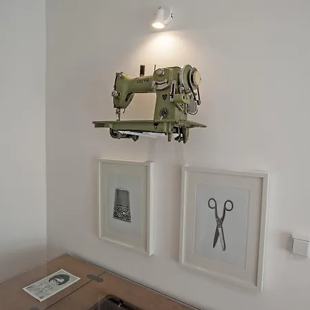 Local In Alfama! Alice Home, Near River 아파트 리스본