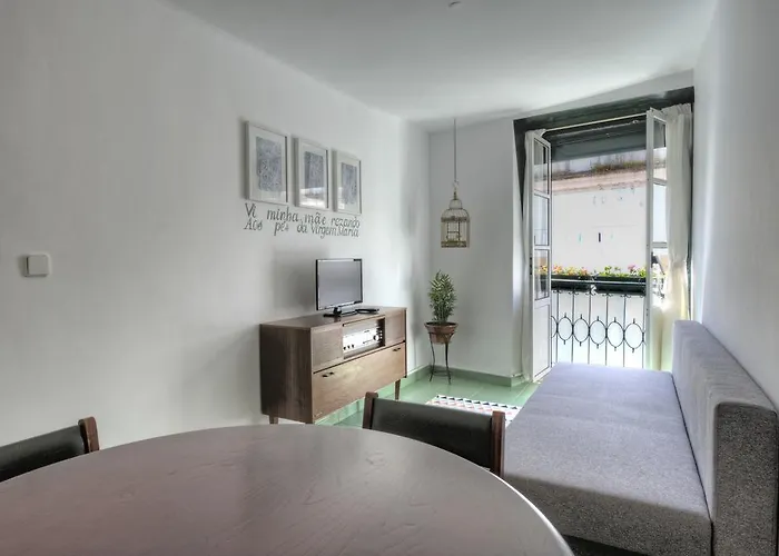 Local In Alfama! Alice Home, Near River