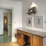 Local In Alfama! Alice Home, Near River アパート リスボン
