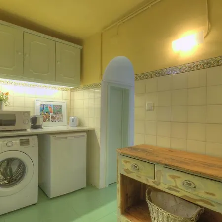 Local In Alfama! Alice Home, Near River Appartement Lissabon