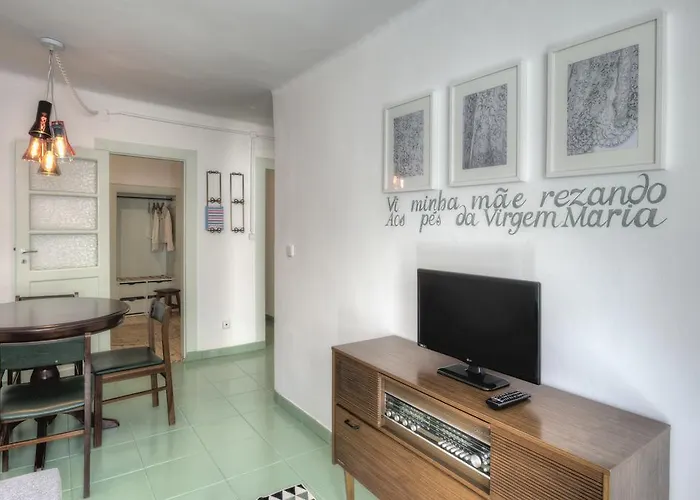 Local In Alfama! Alice Home, Near River * 리스본