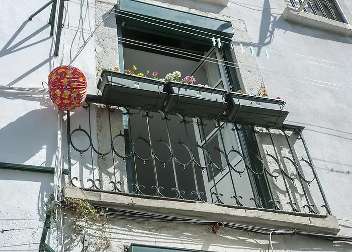 Local In Alfama! Alice Home, Near River