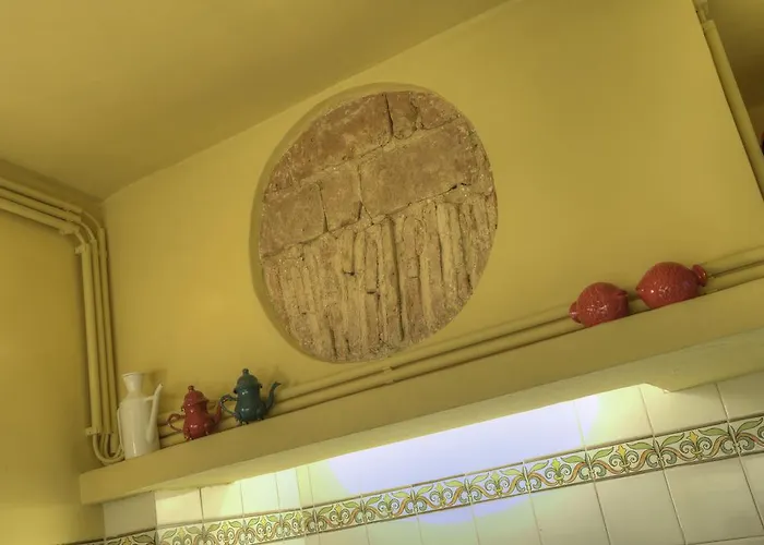 Local In Alfama! Alice Home, Near River 아파트 리스본